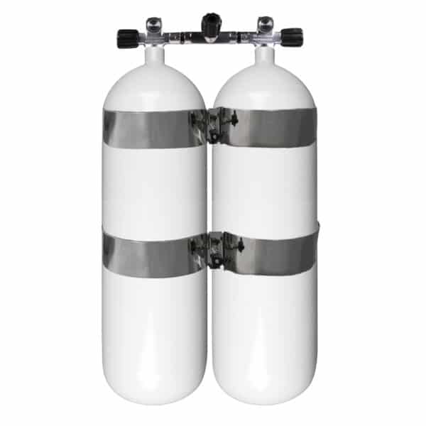 20 Liter Steel Twinset 230 Bar with Manifold with Centre Isolator Valve